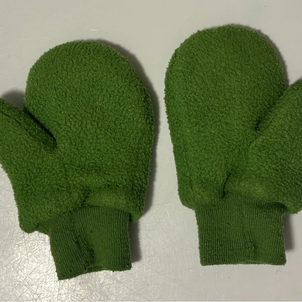 Patagonia Kids Cozy Green Mittens